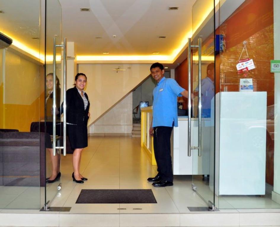 Hostellery Manila Zewnętrze zdjęcie